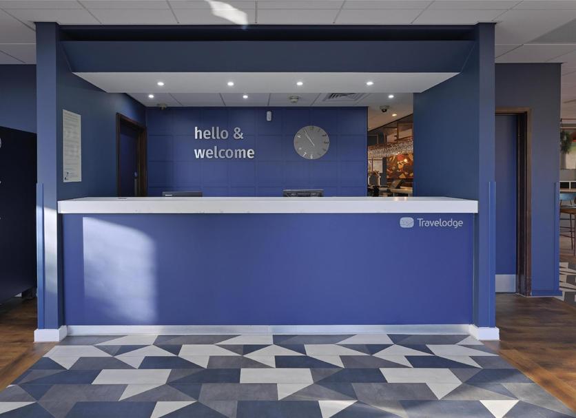 Front desk Photo
