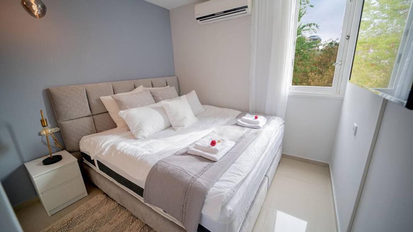 Yalarent Sunora 3br Apt - Families Only