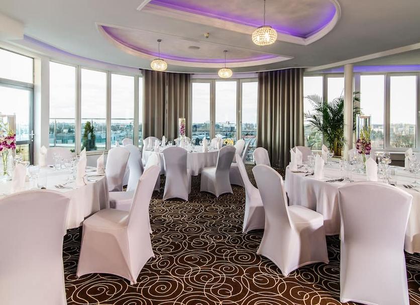 Banquet hall Photo