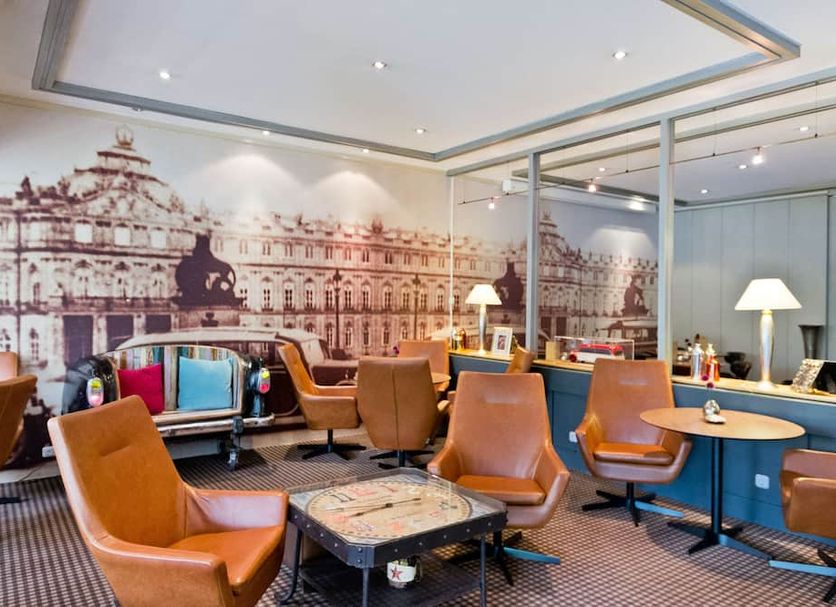 Lounge Photo