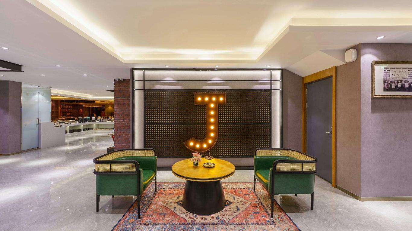 James Joyce Coffetel (Dalian Airport)