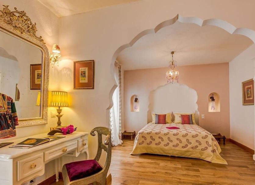 Bedroom Photo