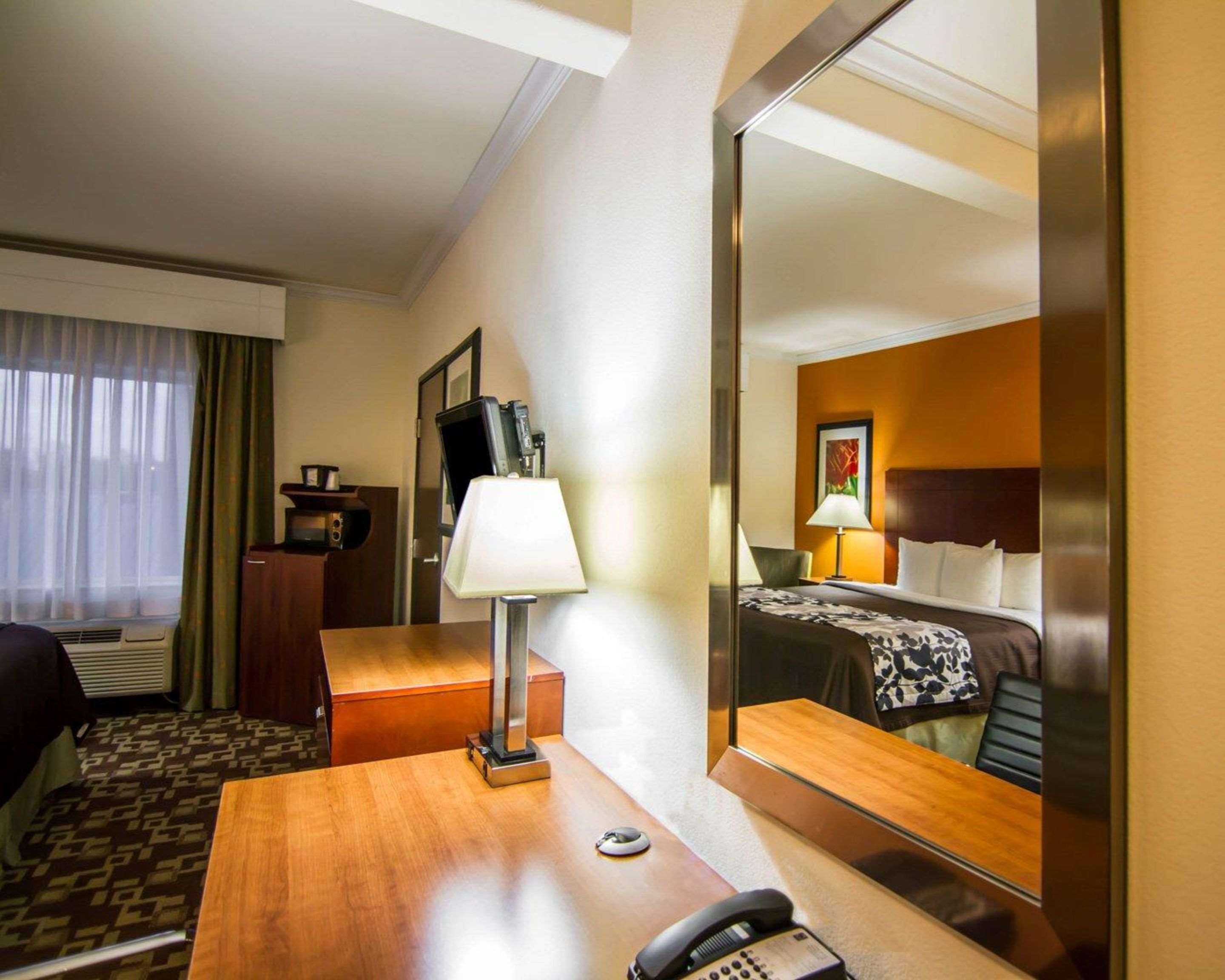 Room amenity
