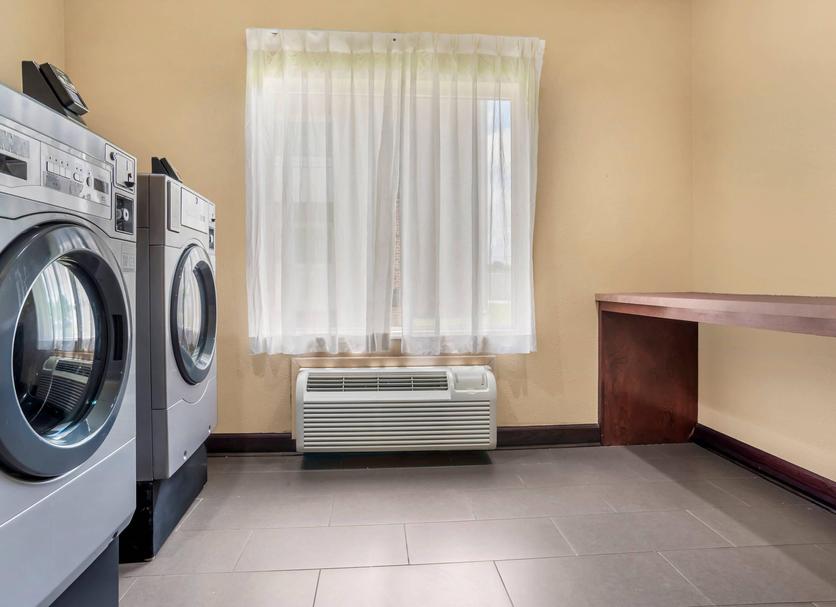 Laundry facility Photo