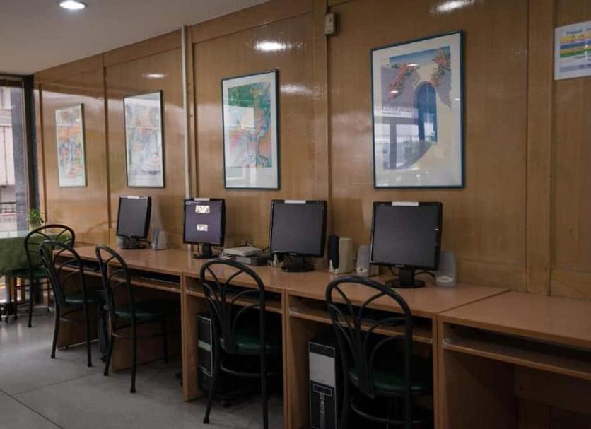 Business center Photo