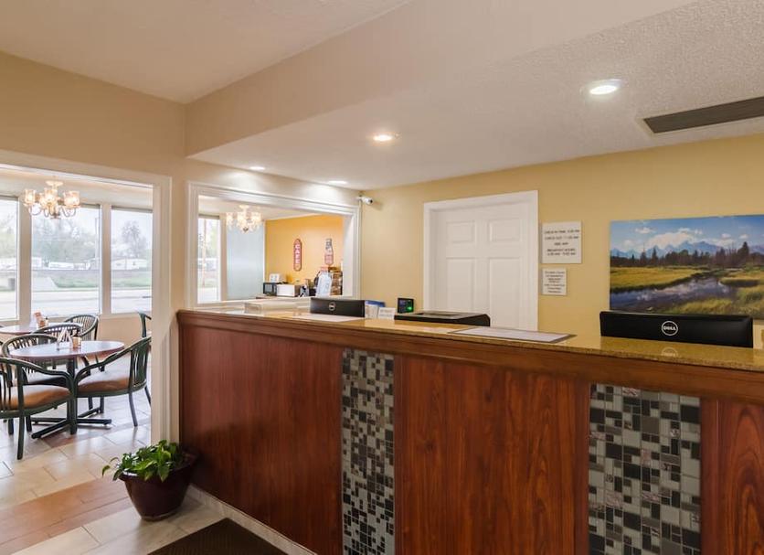 Front desk Photo
