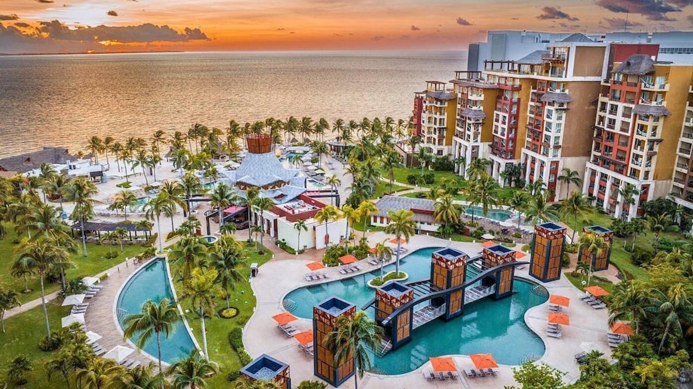 Villa del Palmar Cancun Luxury Beach Resort & Spa