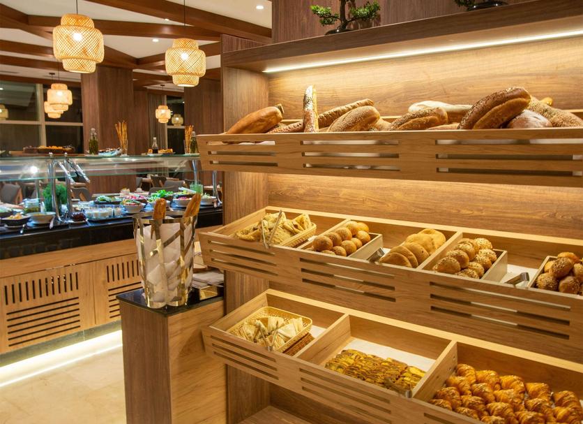 Buffet Photo