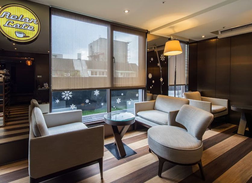 Lounge Photo