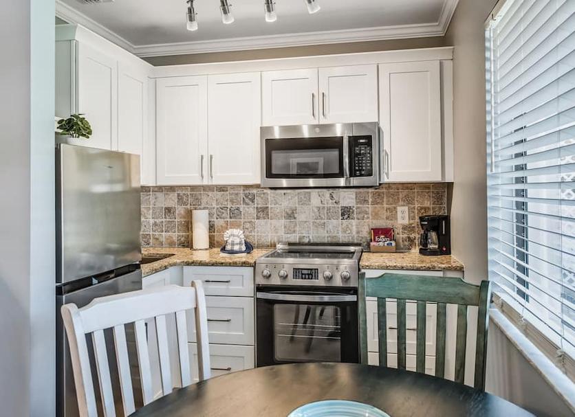 Kitchen Photo