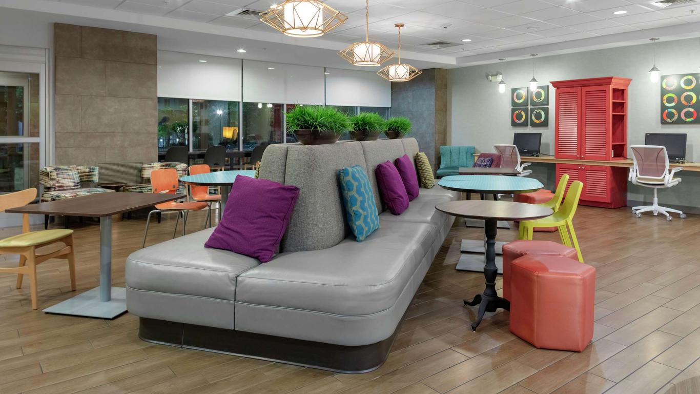 Home2 Suites by Hilton Fayetteville Fort Bragg