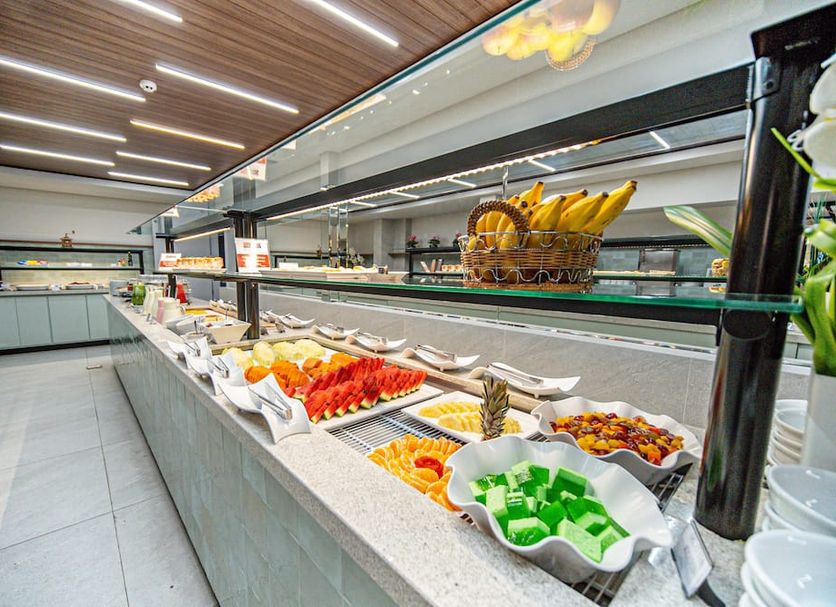 Buffet Photo
