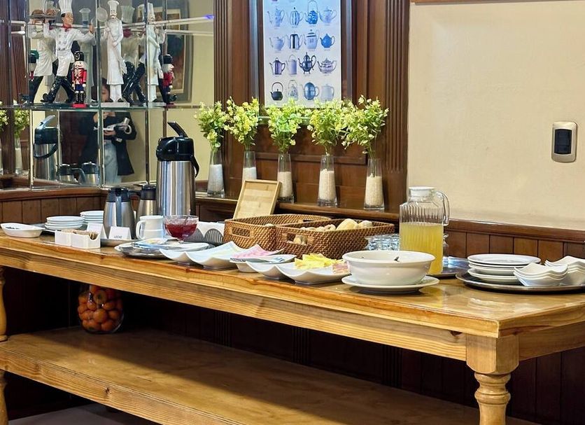 Buffet Photo