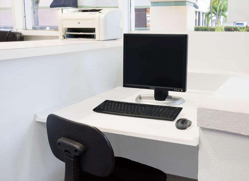 Business center Photo