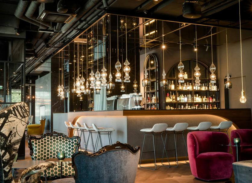 Bar Photo