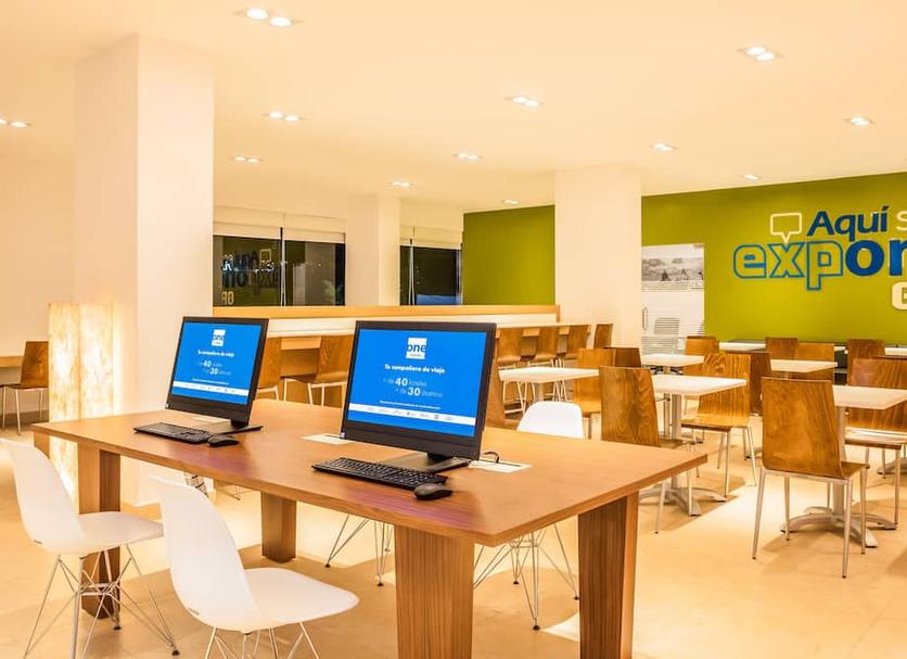 Business center Photo