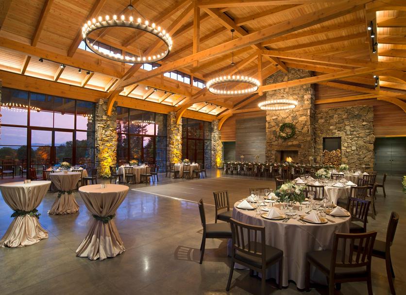 Banquet hall Photo