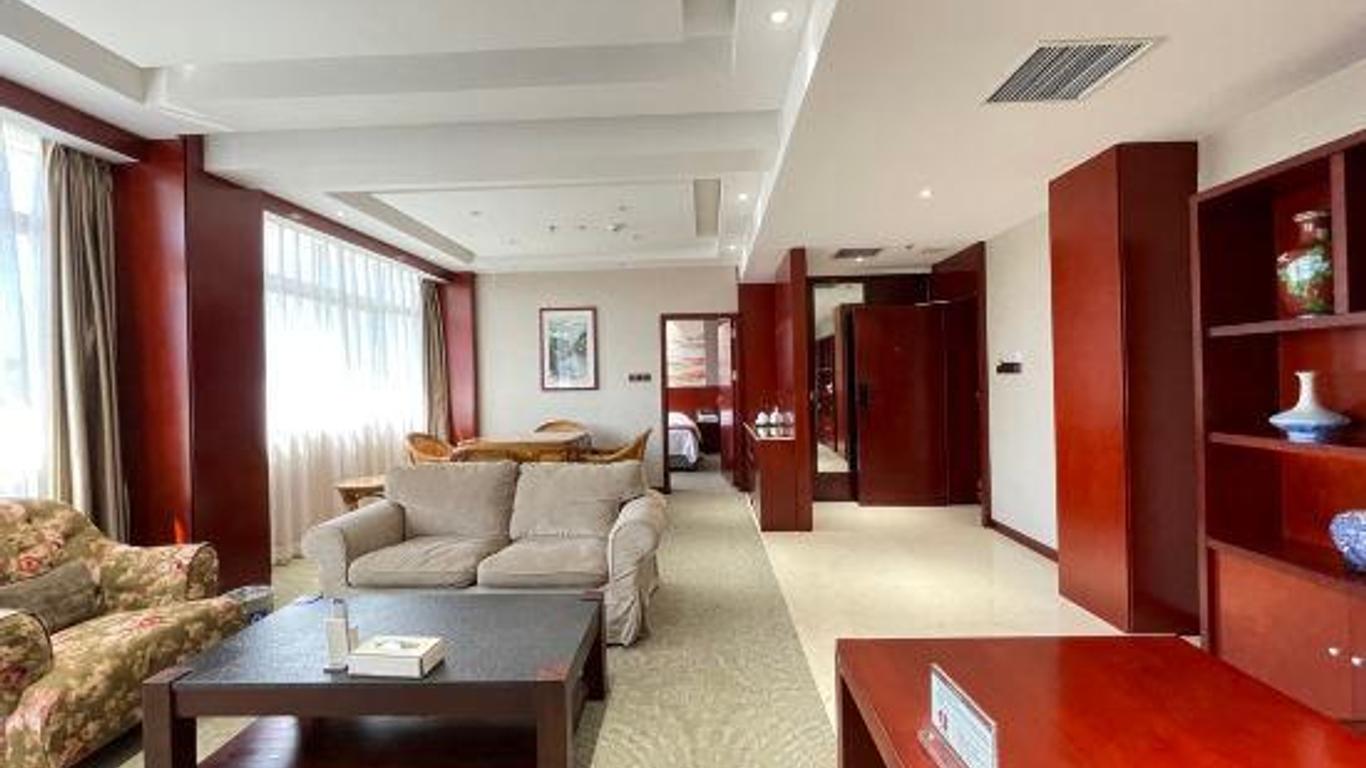Huanghe Hotel