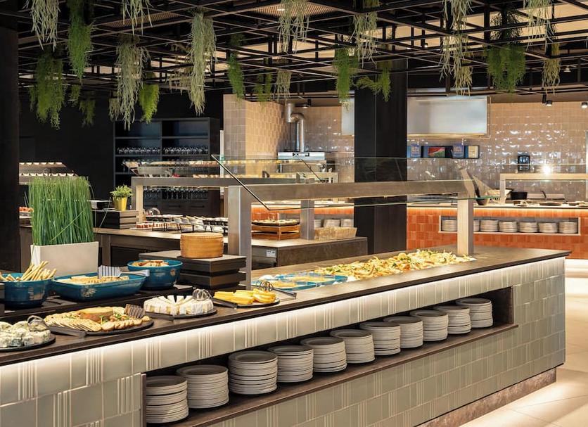 Buffet Photo