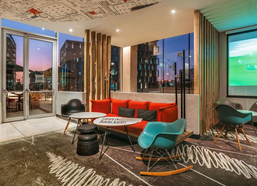 Lounge Photo