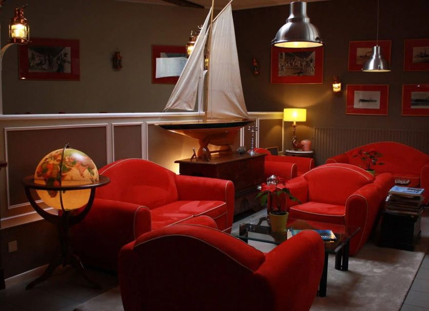 Lounge Photo