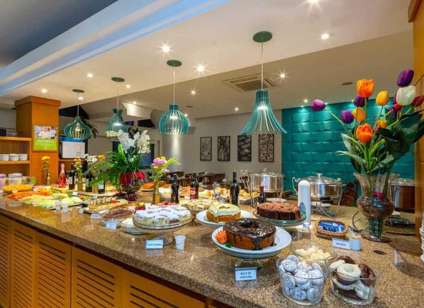 Buffet Photo