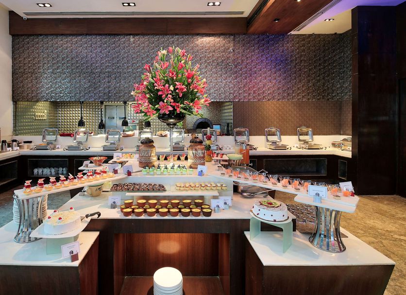 Buffet Photo