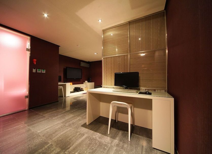 Business center Photo