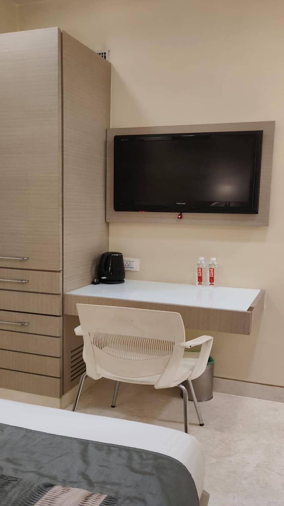 Room amenity
