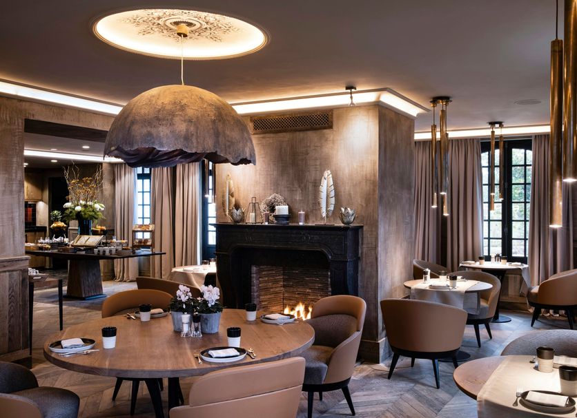 Restaurant Photo