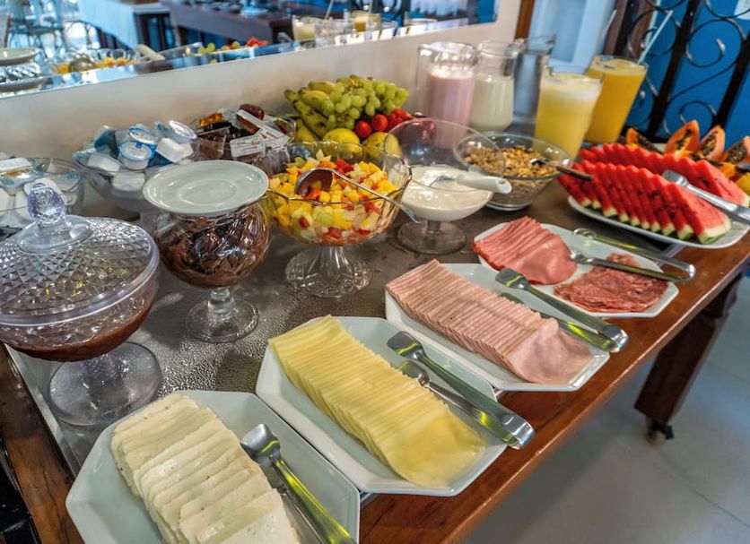 Buffet Photo
