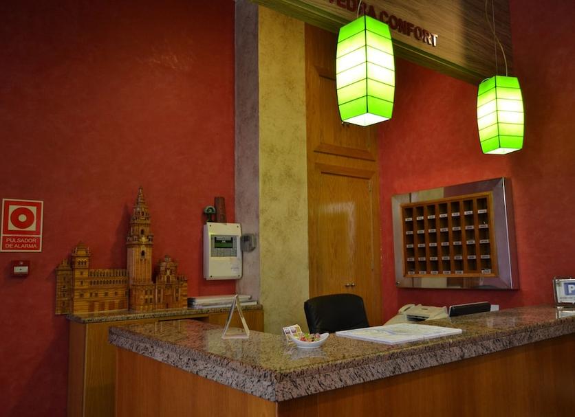 Front desk Photo