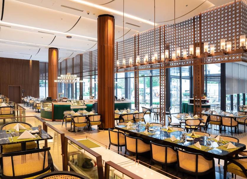 Restaurant Photo