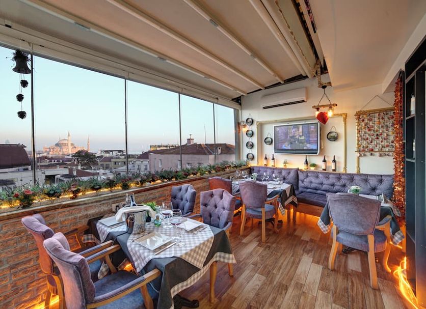 Restaurant Photo