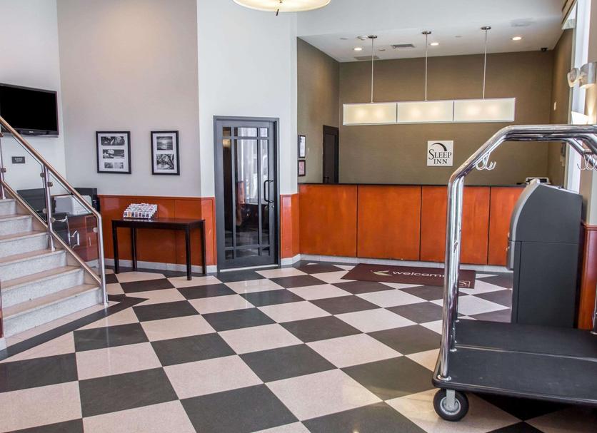 Front desk Photo