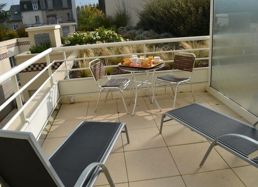 Balcony Photo