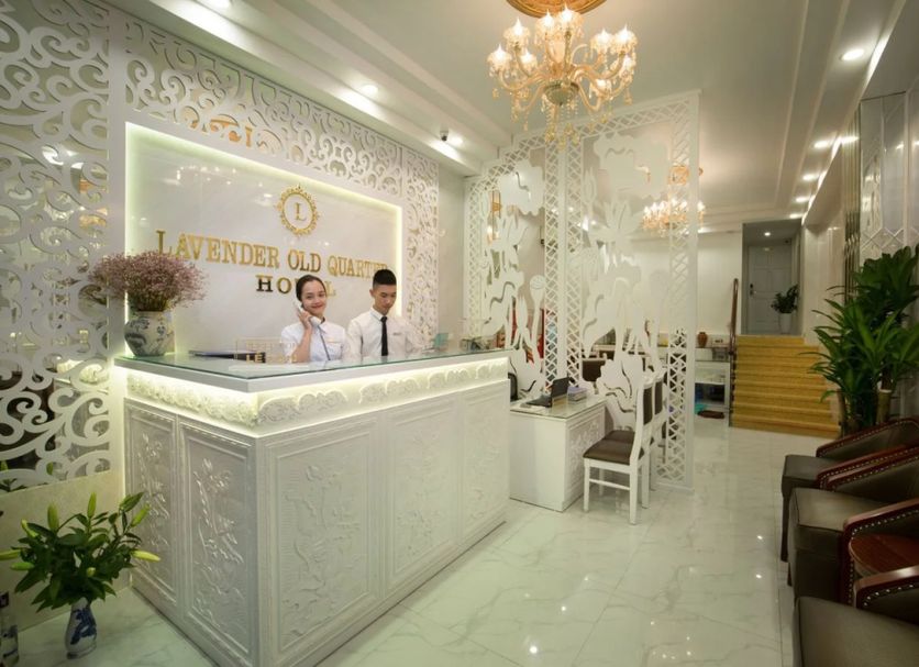 Front desk Photo