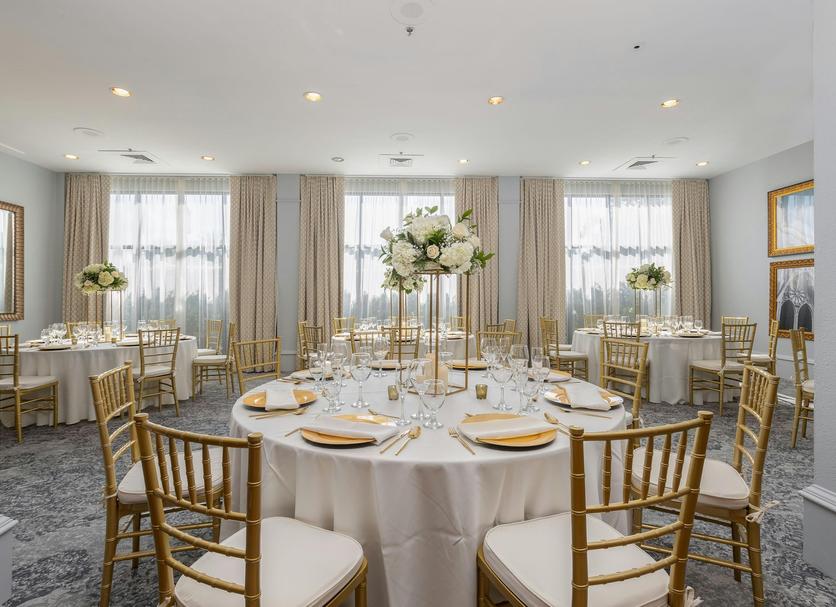 Banquet hall Photo