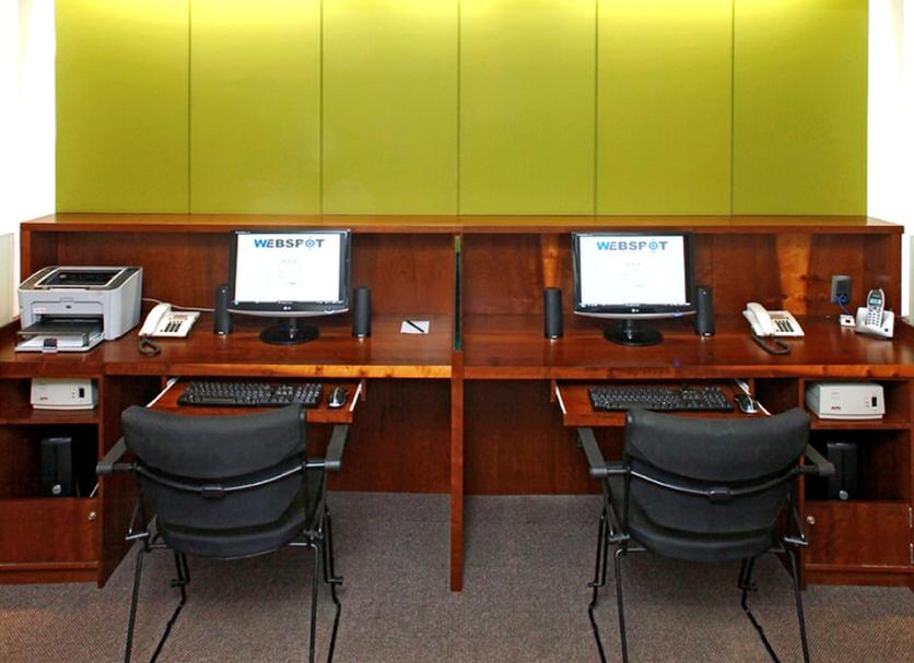 Business center Photo