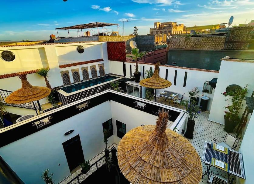 Balcony Photo