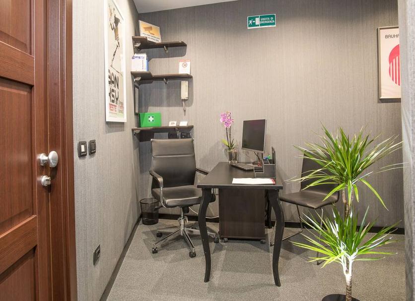 Business center Photo