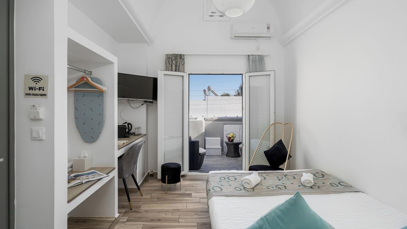 Oasis Suites Fira