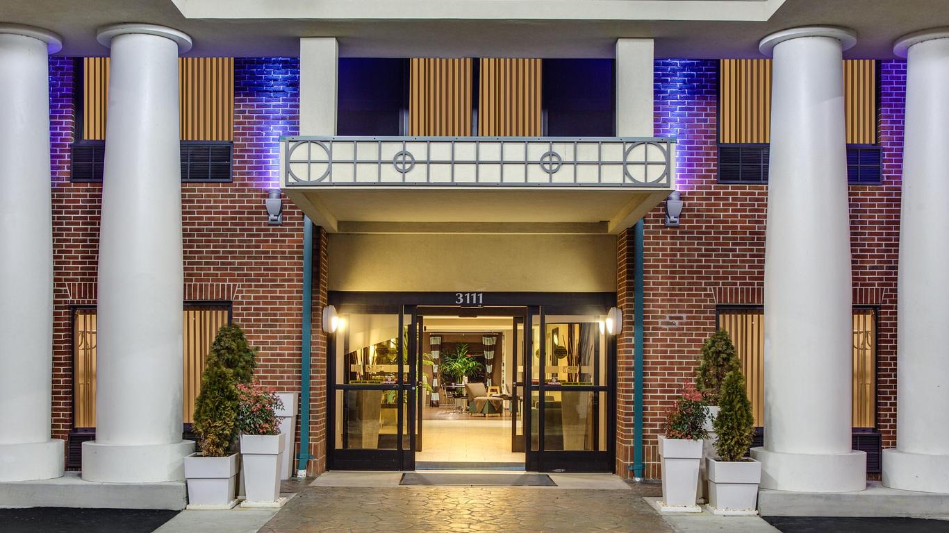Holiday Inn Express Hotel & Suites Greensboro-East, An IHG Hotel