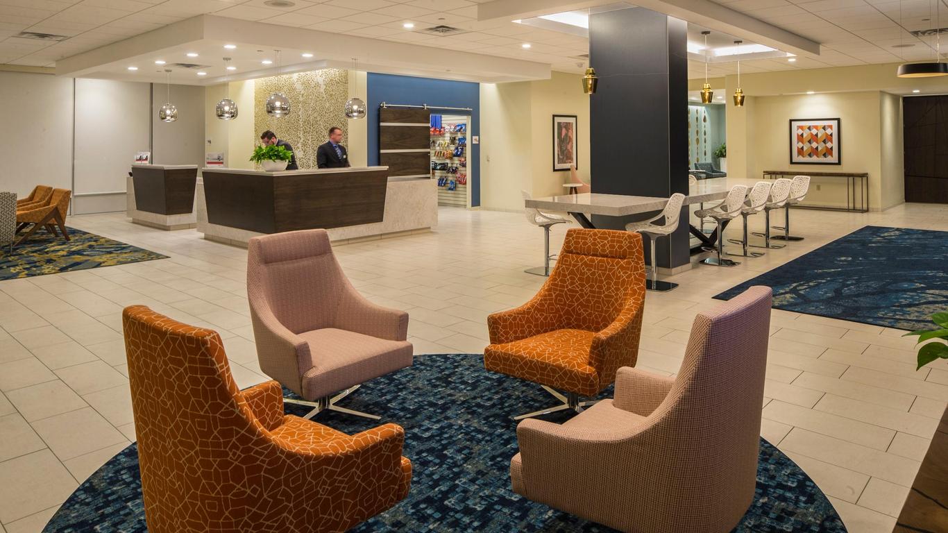 Crowne Plaza Suites Pittsburgh South By IHG