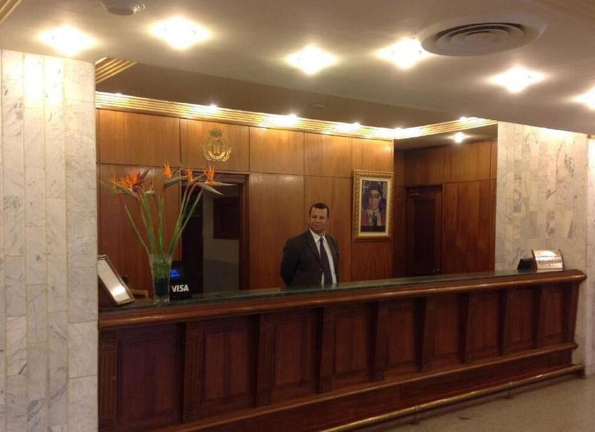 Front desk Photo