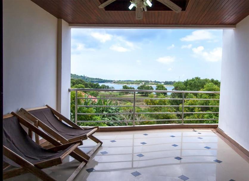 Balcony Photo