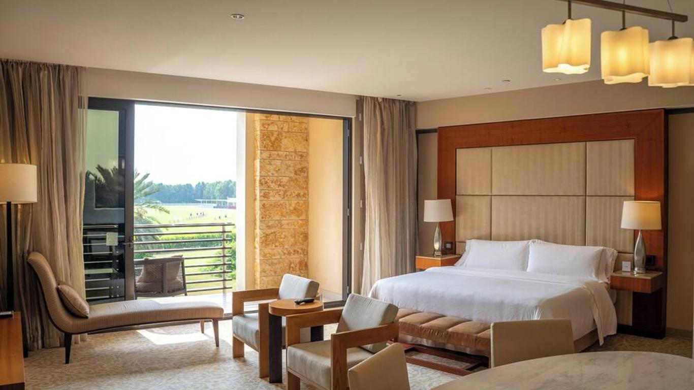VOGO Abu Dhabi Golf Resort & Spa