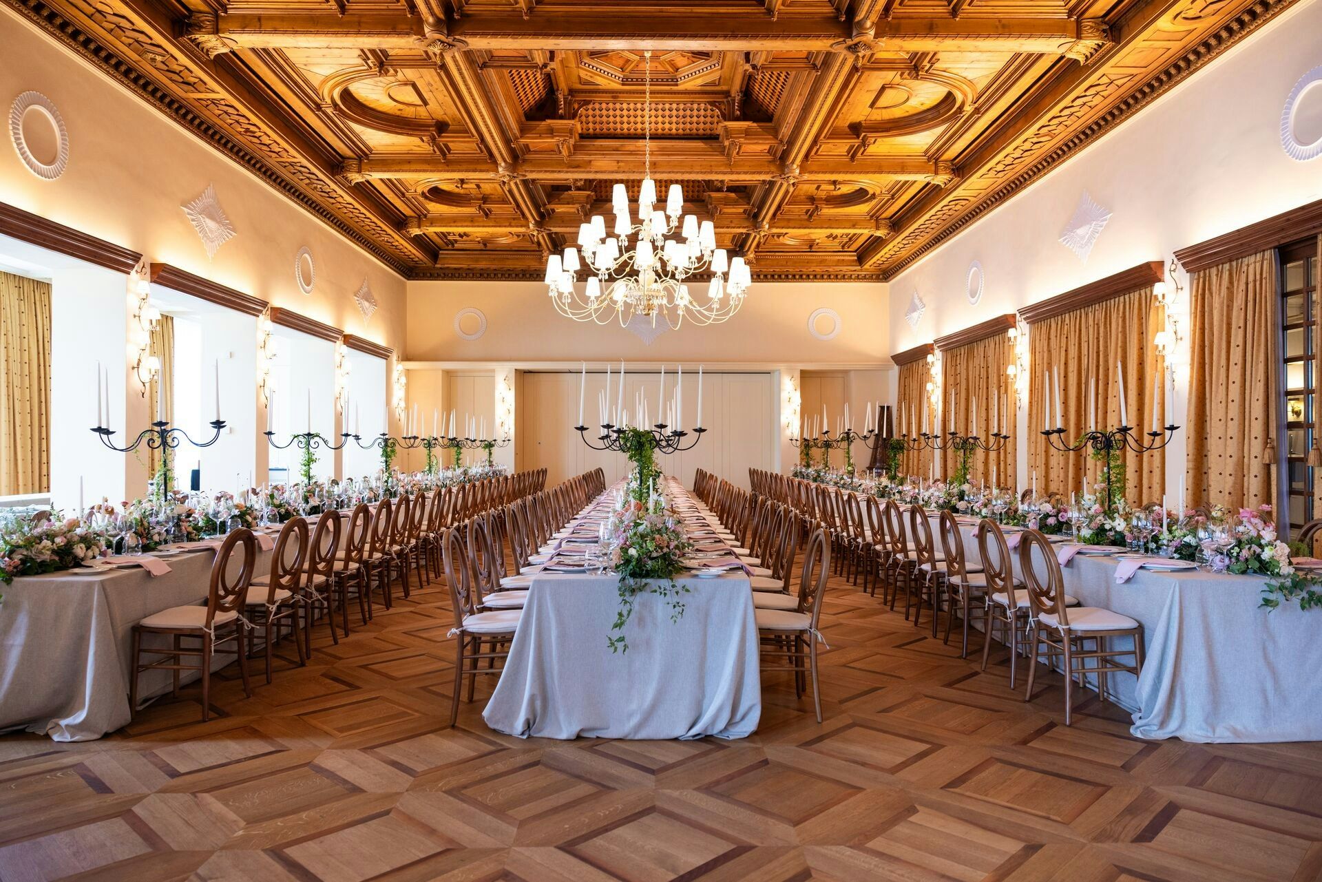 Banquet hall