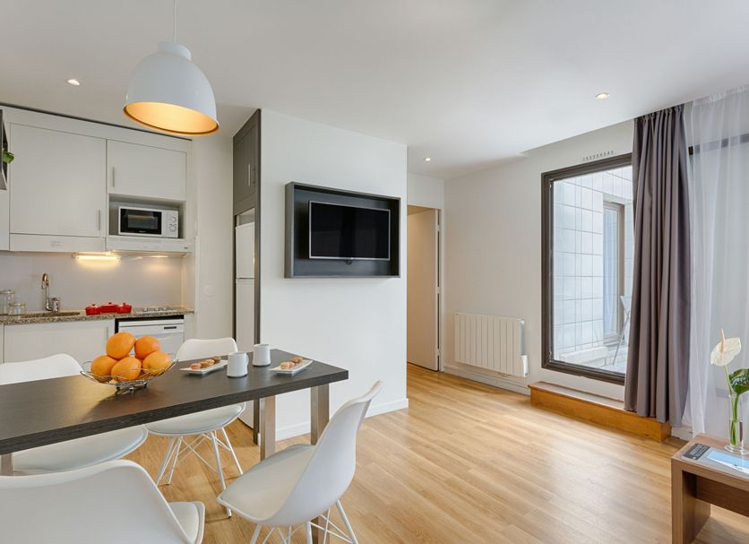 Dining room Photo