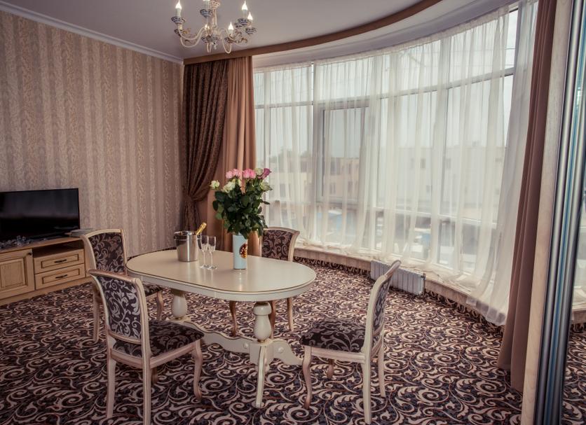 Dining room Photo